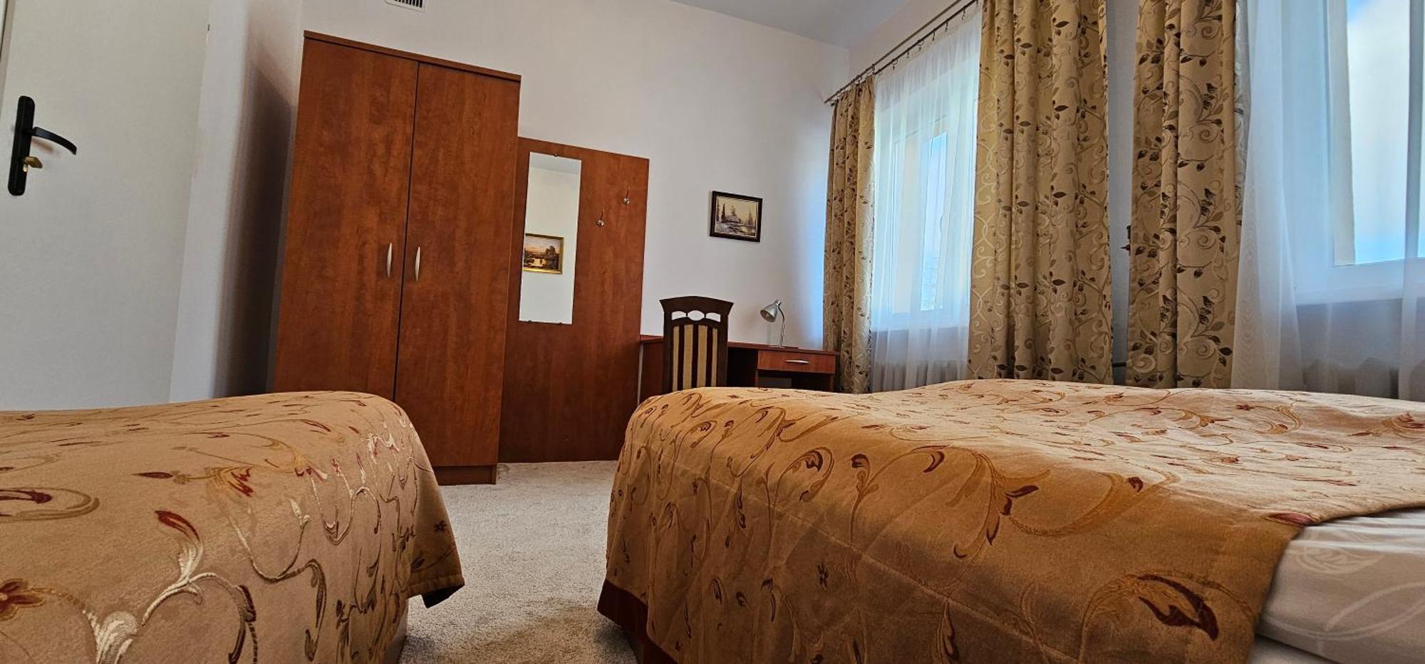 Rest Hostel Airport Modlin Nowy Dwor Mazowiecki Luaran gambar