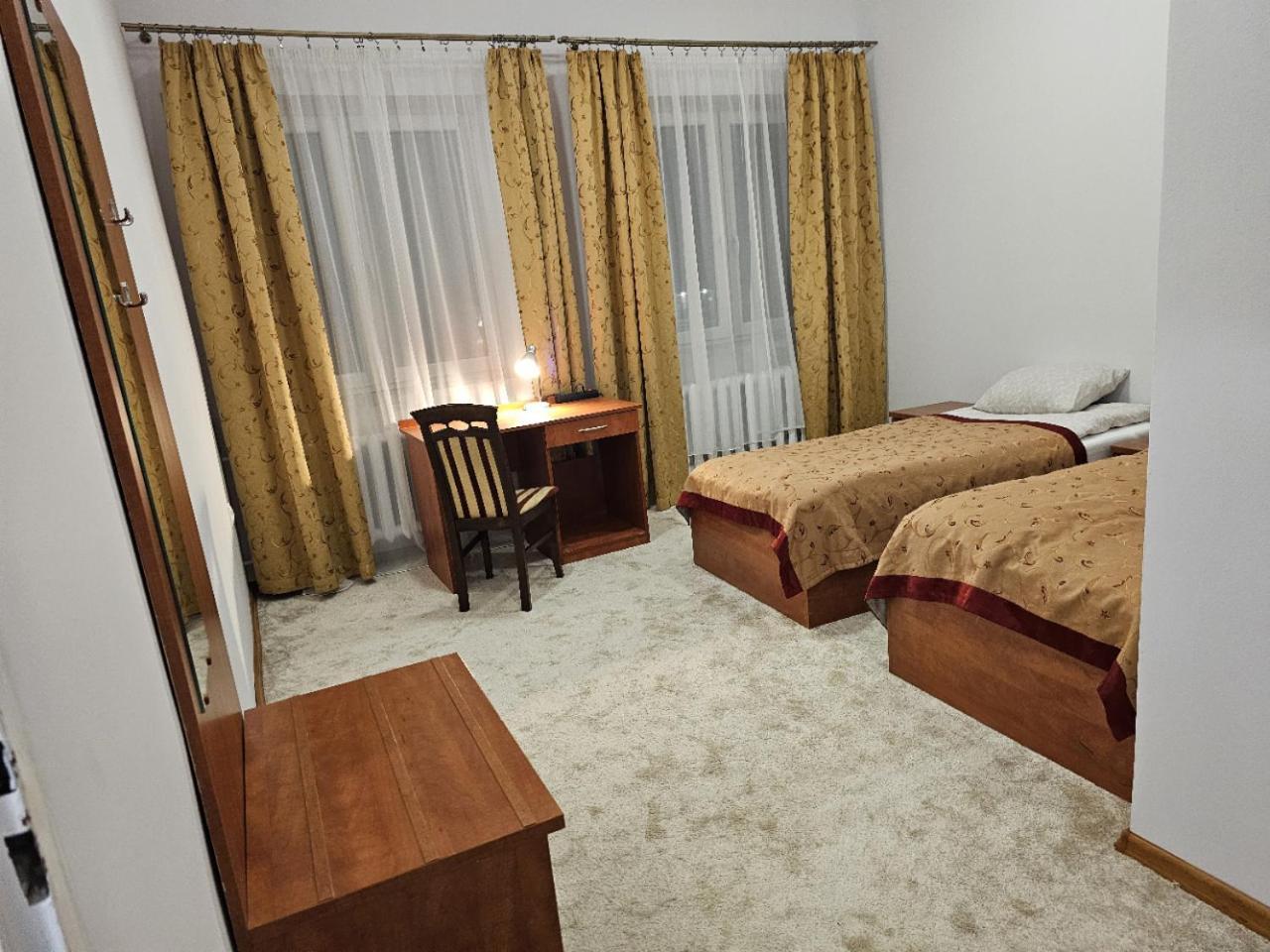 Rest Hostel Airport Modlin Nowy Dwor Mazowiecki Luaran gambar