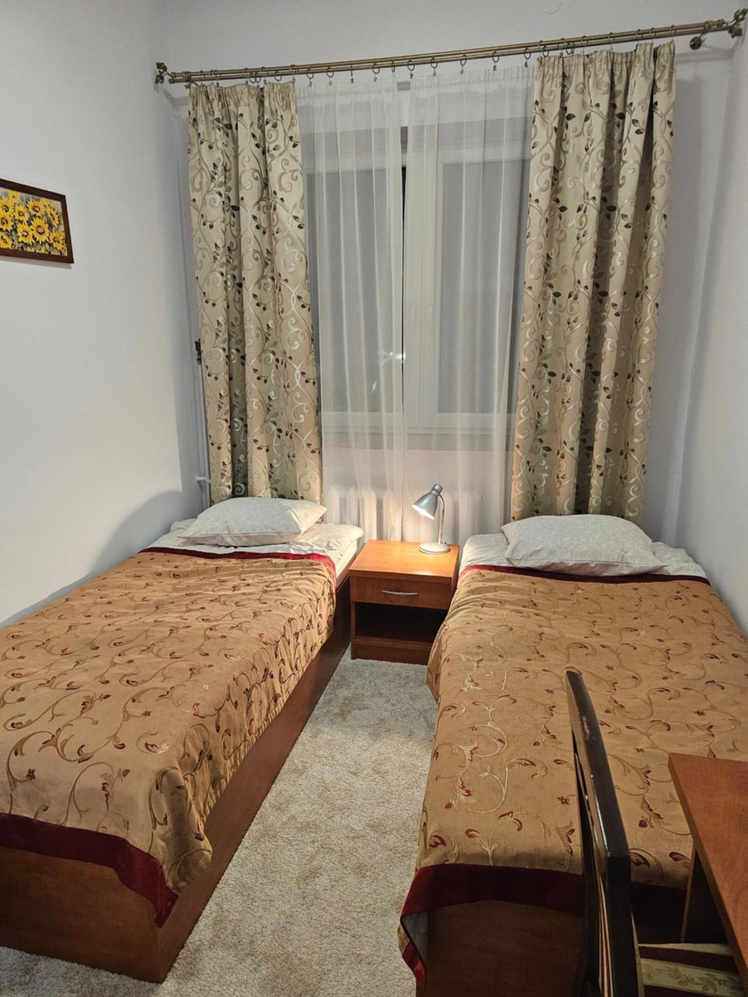 Rest Hostel Airport Modlin Nowy Dwor Mazowiecki Luaran gambar